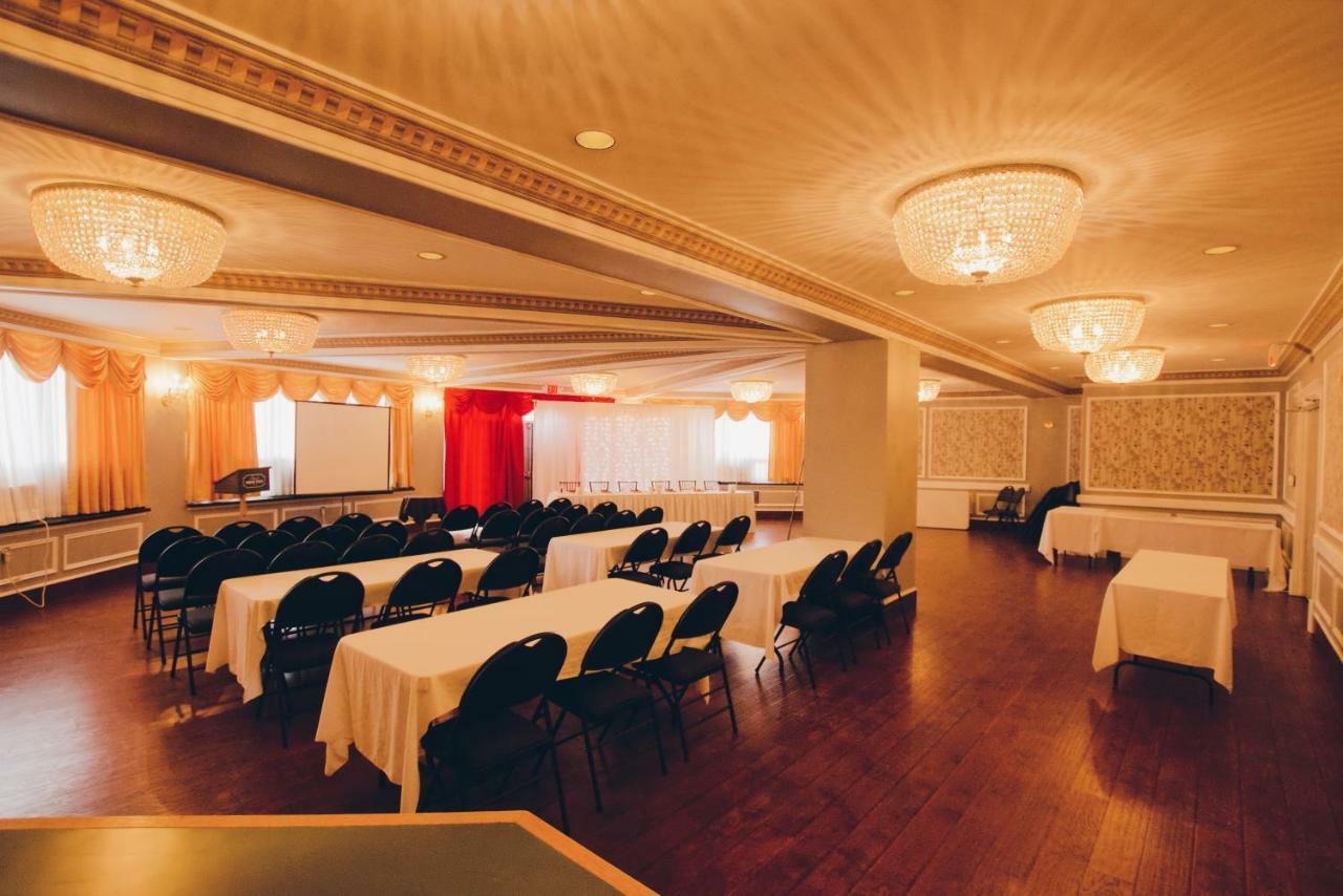 Hotel Монктон Экстерьер фото